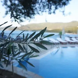 Otel Omar &